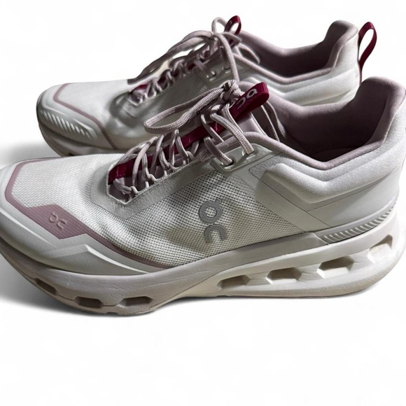 On Running Women's Athletic Shoes - Cream and Red - Picture 4 of 8